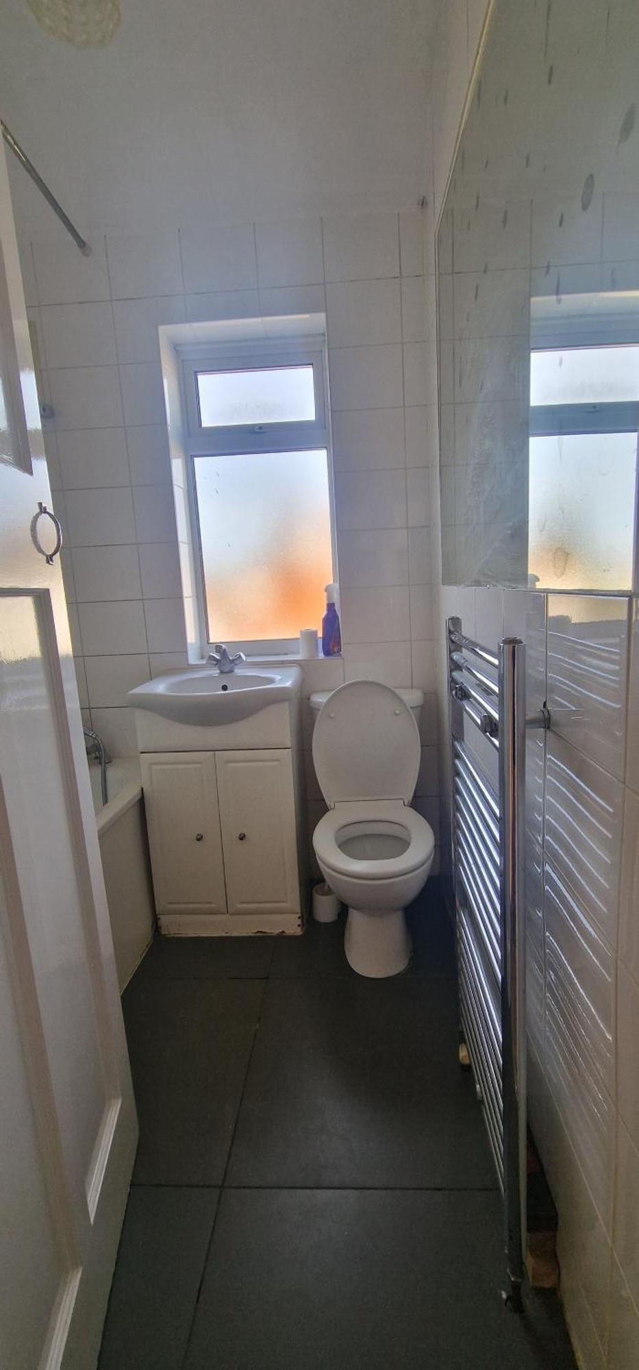 Ritz Place 3 Northolt  ภายนอก รูปภาพ